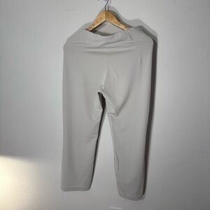 Lululemon Ribbed Softstreme Zip-Leg High-Rise Cropped Pant 25" in white